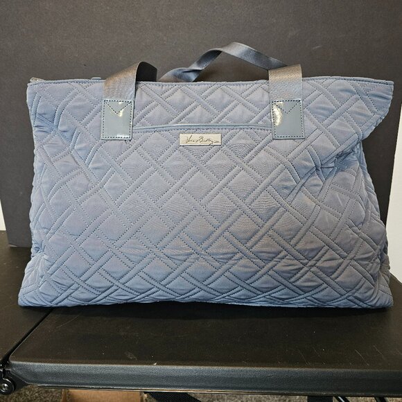 Vera Bradley 3 Compartment Travel Bag - Rare! - Picture 1 of 15